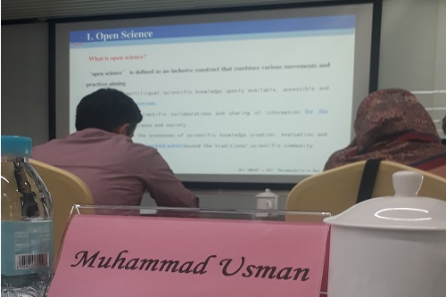 A talk by Dr. Zhi Hui (ISTIC, Beijing) focused on advancing open science practices and effective management of research data on 23 Sep. 2025 at XiongAn China